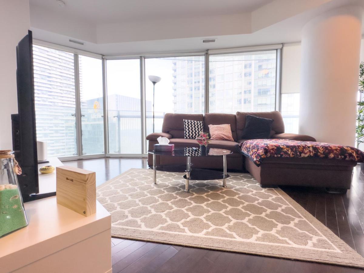 Luxury 2 Bedrooms With Lakeview Cn Tower Entertainment District Rogers Centre Toronto Ngoại thất bức ảnh